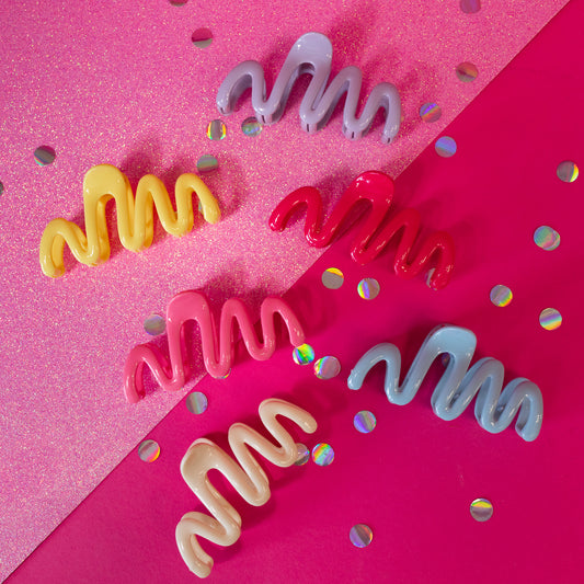 colorful squiggly claw clips