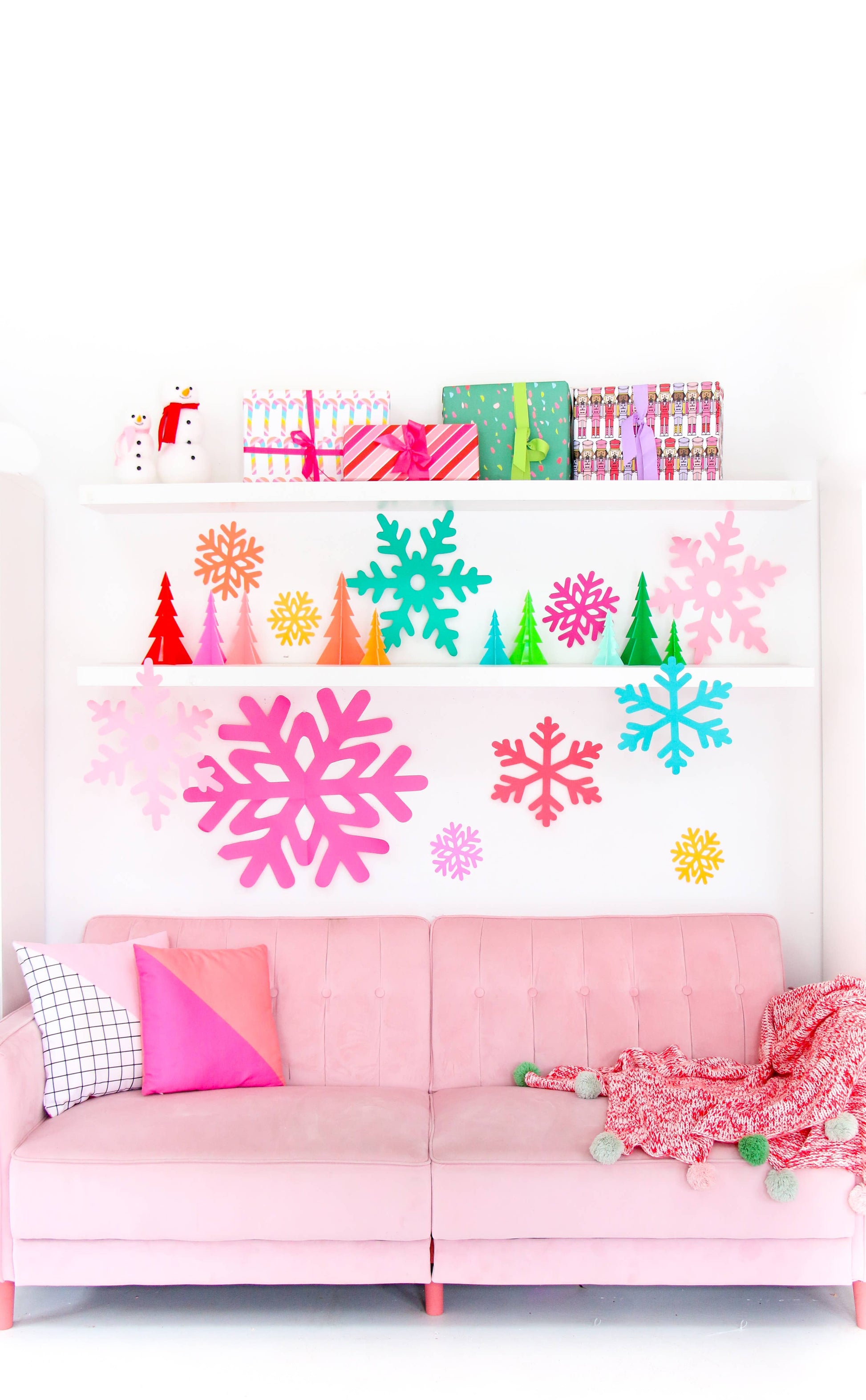 Colorful Paper Snowflakes Pack - Gasp Winter Park